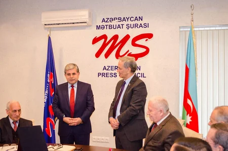Mətbuat Şurasında veteran jurnalistlərin yubileyləri qeyd edilib