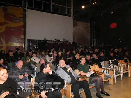 Tbilisidəki Heydər Əliyev adına Azərbaycan Dram Teatrı gürcü dramaturqunun əsərini səhnələşdirib - FOTO