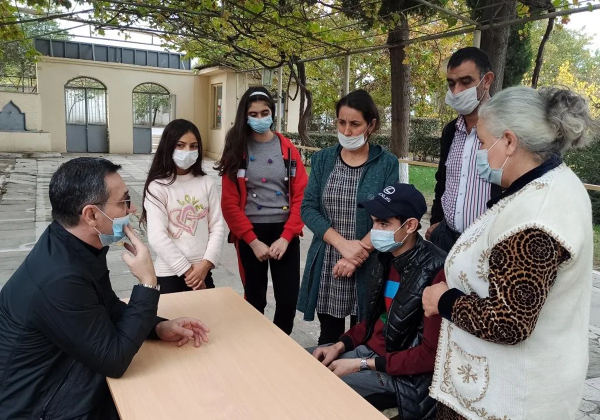 Şəhid ailələri və yaralılara ödənişsiz dərman preparatları verilib