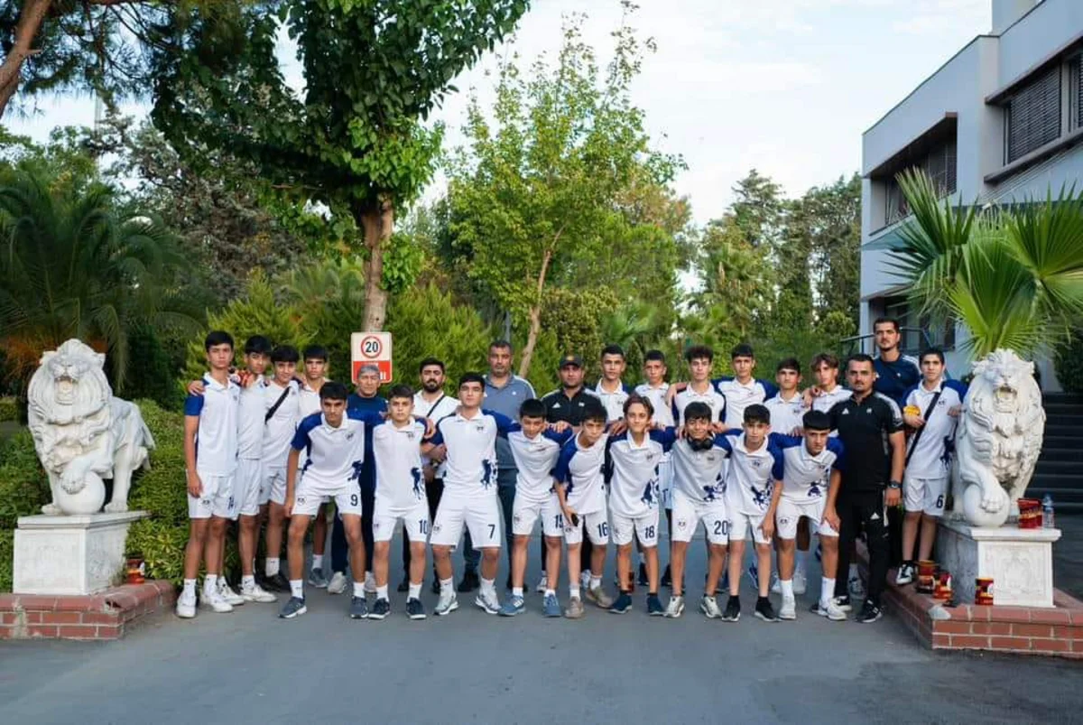 Qarabağın koordinatoru Qalatasarayın akademiyasını ziyarət edib