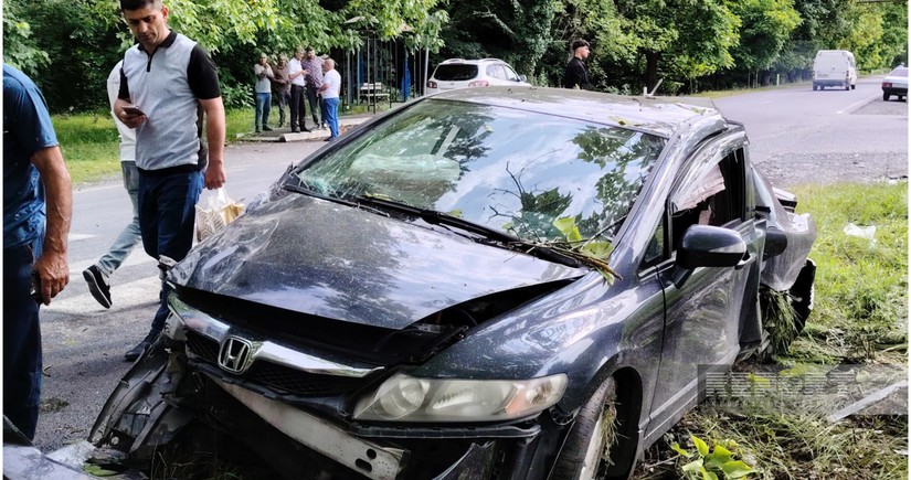 В Гахе столкнулись два автомобиля, есть пострадавшие