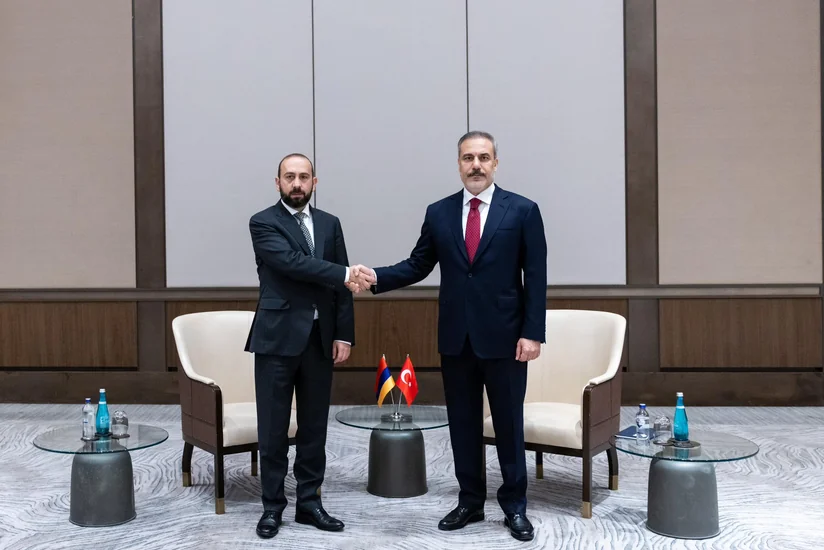 Foreign ministers of Türkiye, Armenia mull bilateral relations, normalization process