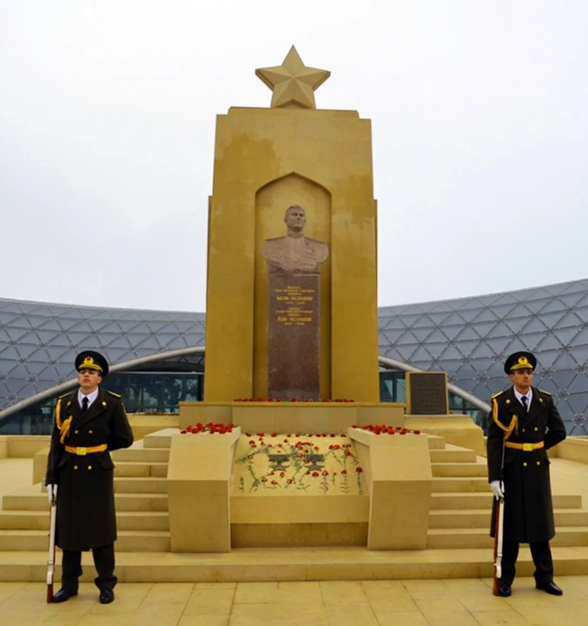 ​General-mayor Həzi Aslanovun xatirəsi yad edilib
