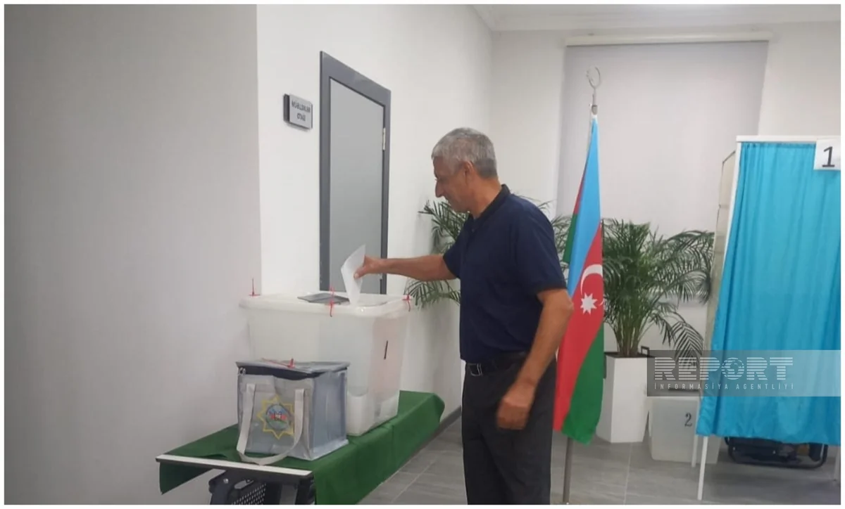 Zabuxda seçicilər səsvermə hüququndan istifadə edirlər