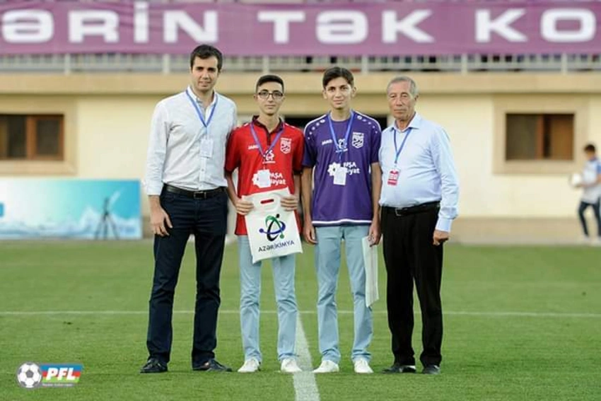 Premyer Liqa matçında Sumqayıtın ən çox bal toplayan abituriyentləri təltif olunublar