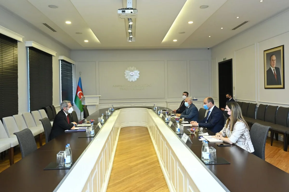 Emin Əmrullayev Ankara Universitetinin rektoru ilə görüşüb