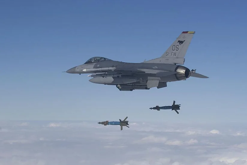 ABŞ Ukraynaya hərbi təyyarə göndərəcəyini istisna etməyib