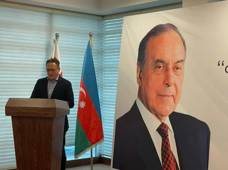 Gürcüstanda “Heydər Əliyev və müasir Gürcüstan” mövzusunda konfrans və fotosərgi təşkil olunub
