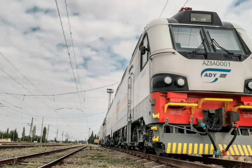 Azərbaycan Dəmir Yolları elektrik təchizatında dəyişən cərəyana keçid edir