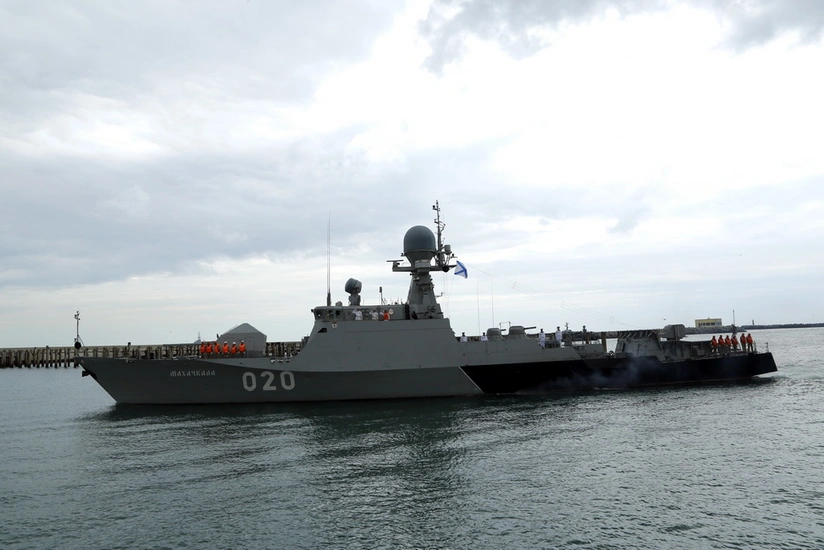 Rusiyanın hərbi gəmiləri Bakıya gəlib