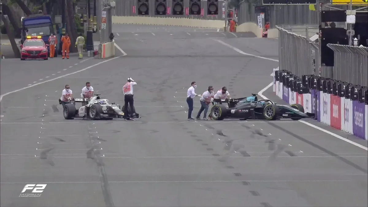 Formula 2: Üç pilot qəzaya düşdü