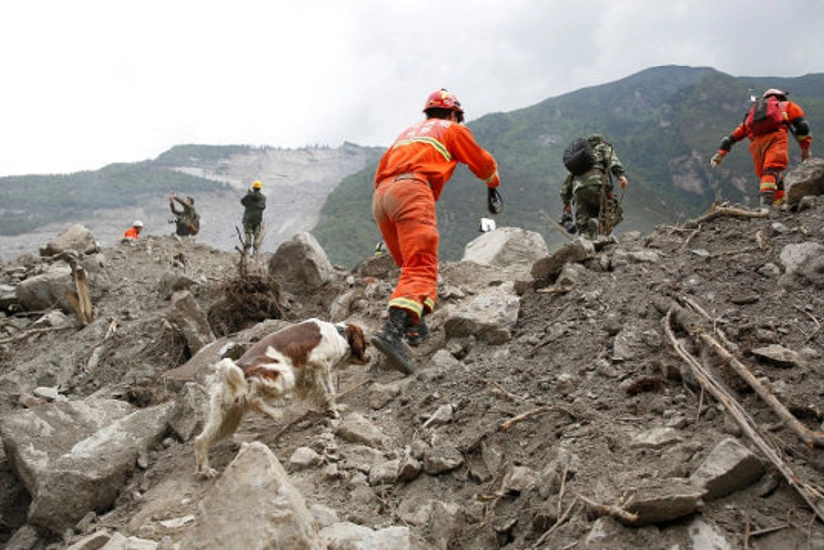 Çinin şimal-qərbində torpaq sürüşməsi iki nəfərin həyatına son qoyub