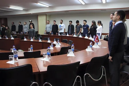 İstanbulda Azərbaycanın Dövlət Müstəqilliyinin 25-ci ildönümünə həsr edilmiş konfrans keçirilib