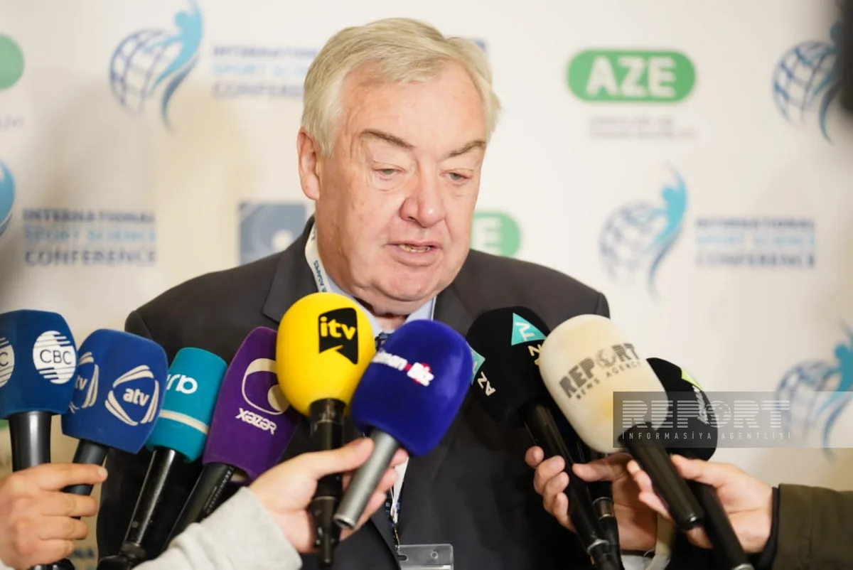 Kolin Reymond Qibson: Azərbaycanda idman elminin inkişaf etdiyini görürük