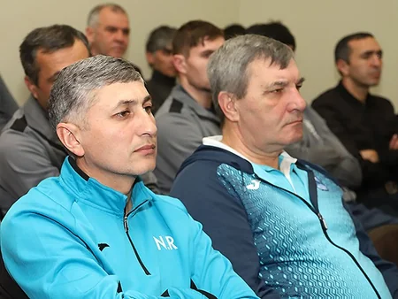 AFFA-da klub nümayəndələri ilə görüş