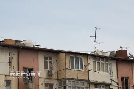 Binaların üstündəki su çənlərinin aqibəti necə olacaq? - ARAŞDIRMA