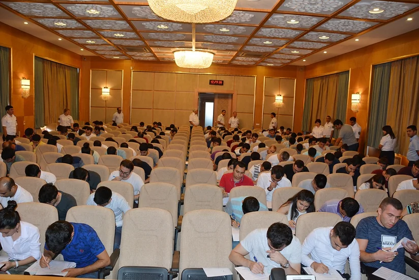 Dövlət Gömrük Komitəsində növbəti test imtahanları keçirilib