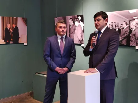 Berlində “Heydər Əliyev və Azərbaycanın mədəni irsi” adlı foto-sərgi açılıb
