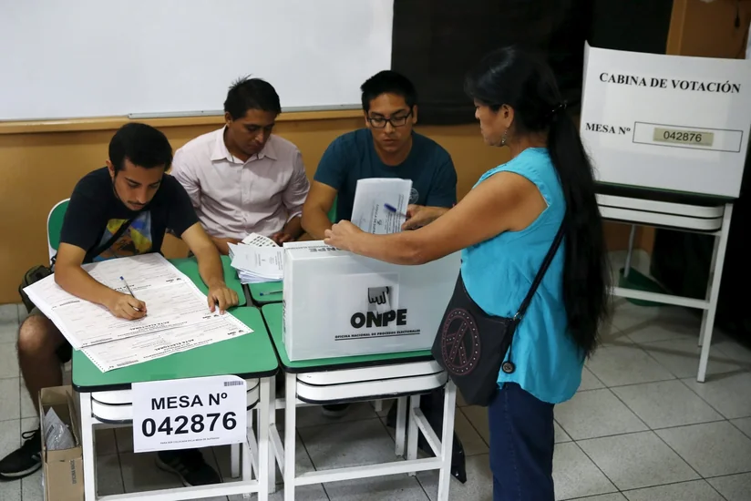 В Перу началось голосование на выборах президента, парламента и губернаторов