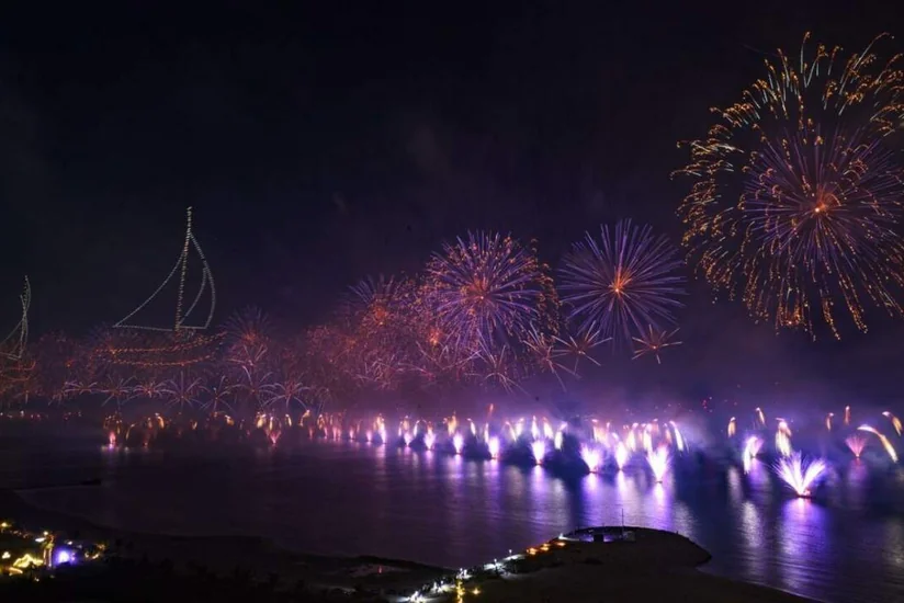 Новогодний фейерверк на севере ОАЭ побил два мировых рекорда