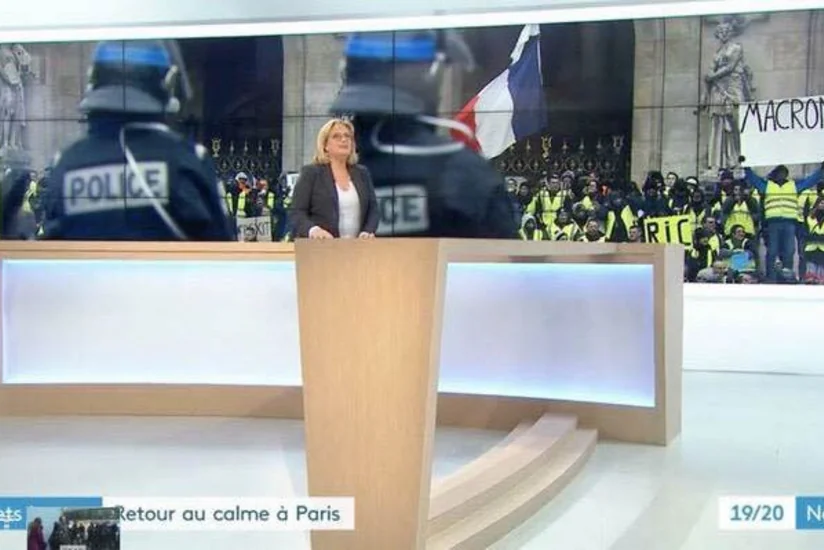 France 3 telekanalı “sarı jiletlilər“in aksiyasının yayımını təhrif etməkdə günahlandırılır - FOTO