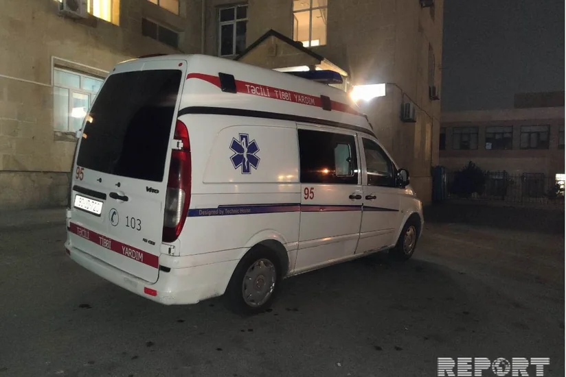 Bakıda avtomobillə motosiklet toqquşub, xəsarət alan var