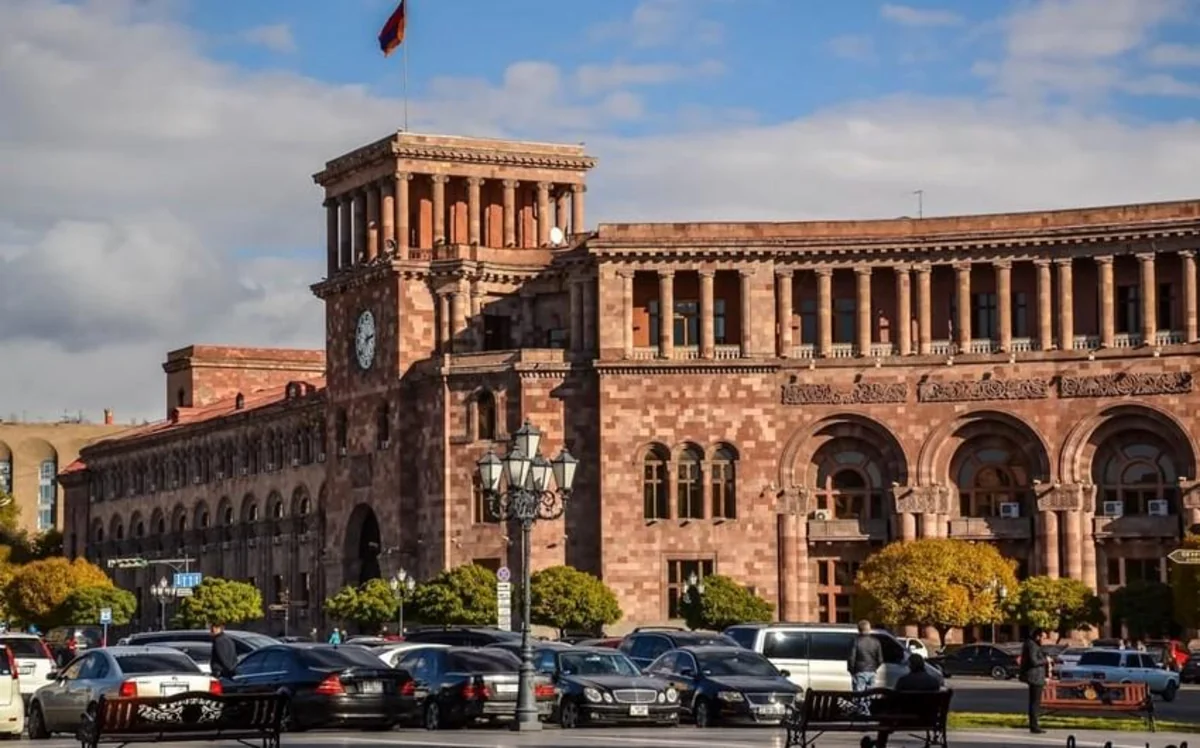 Political Scientist: France cannot protect Armenia after 'embarrassing withdrawal' in Africa