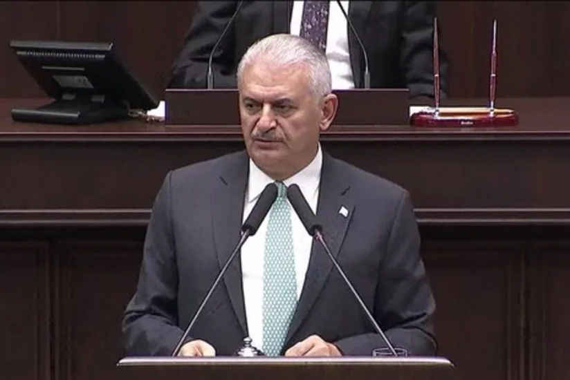 Türkiyənin baş naziri: “Raqqanı İŞİD-dən təmizləməkdənsə, onları dəstəkləyirlər”