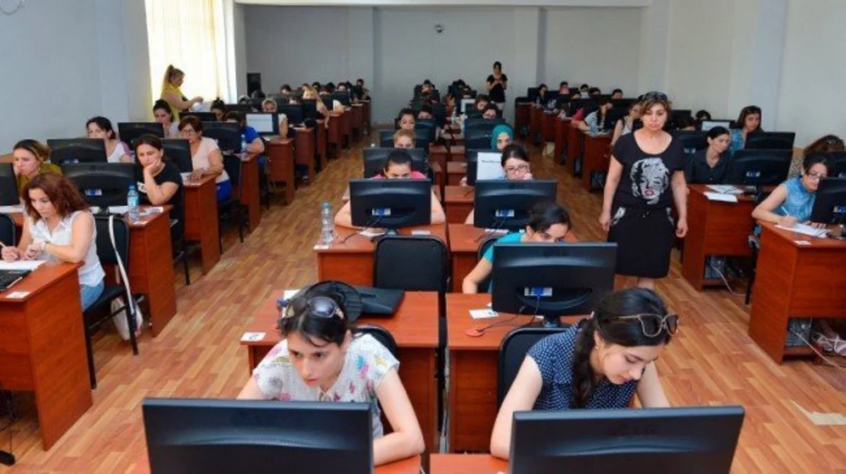 Ali təhsil müəssisələrinə qəbul olan abituriyentlərin qeydiyyatı başlayıb