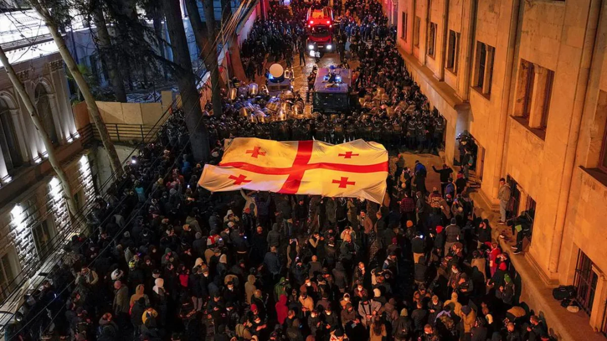 Gürcü politoloqlar: “Xalq və hakimiyyət USAİD-in Gürcüstanda çevriliş etməsinə imkan verməyəcək”