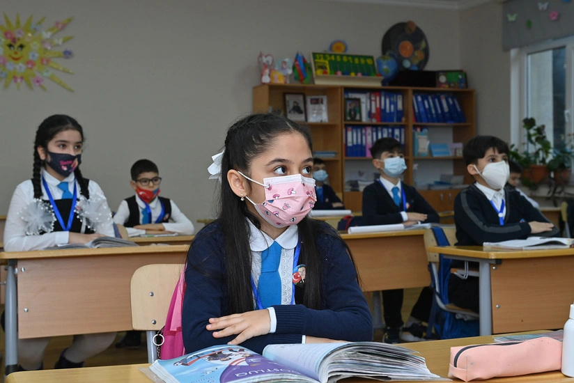 Nazirlik: Kimsə dərsə gəlmək istəmirsə bu barədə qərarı məktəb verəcək