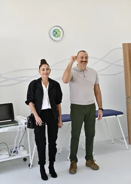 Prezident və birinci xanım Zəngilanda “Ağıllı kənd”in açılışını ediblər