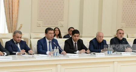 Ali Məhkəmədə media nümayəndələri ilə görüş keçirilib - YENİLƏNİB