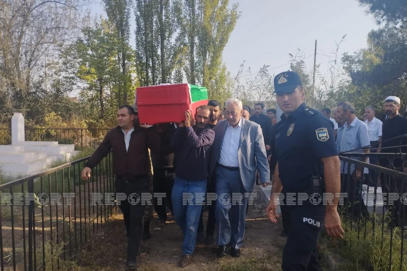 В Сальяне похоронили военнослужащего, ставший шехидом в результате армянской провокации