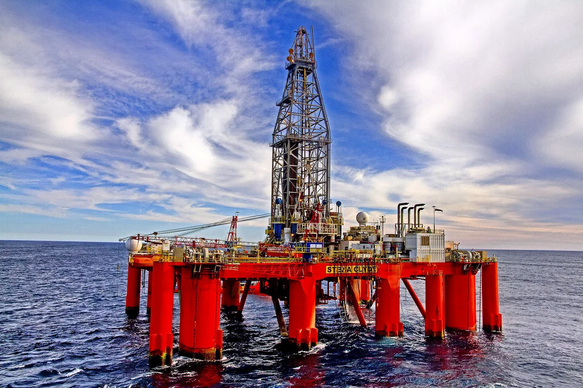 Число нефтегазовых буровых в мире в 2024 году снизилось после трех лет роста