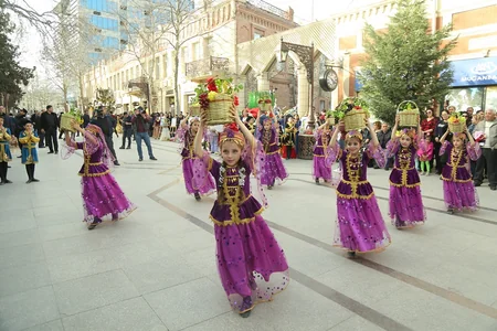 Gəncədə Novruz bayramı təntənəli şəkildə qeyd edilib