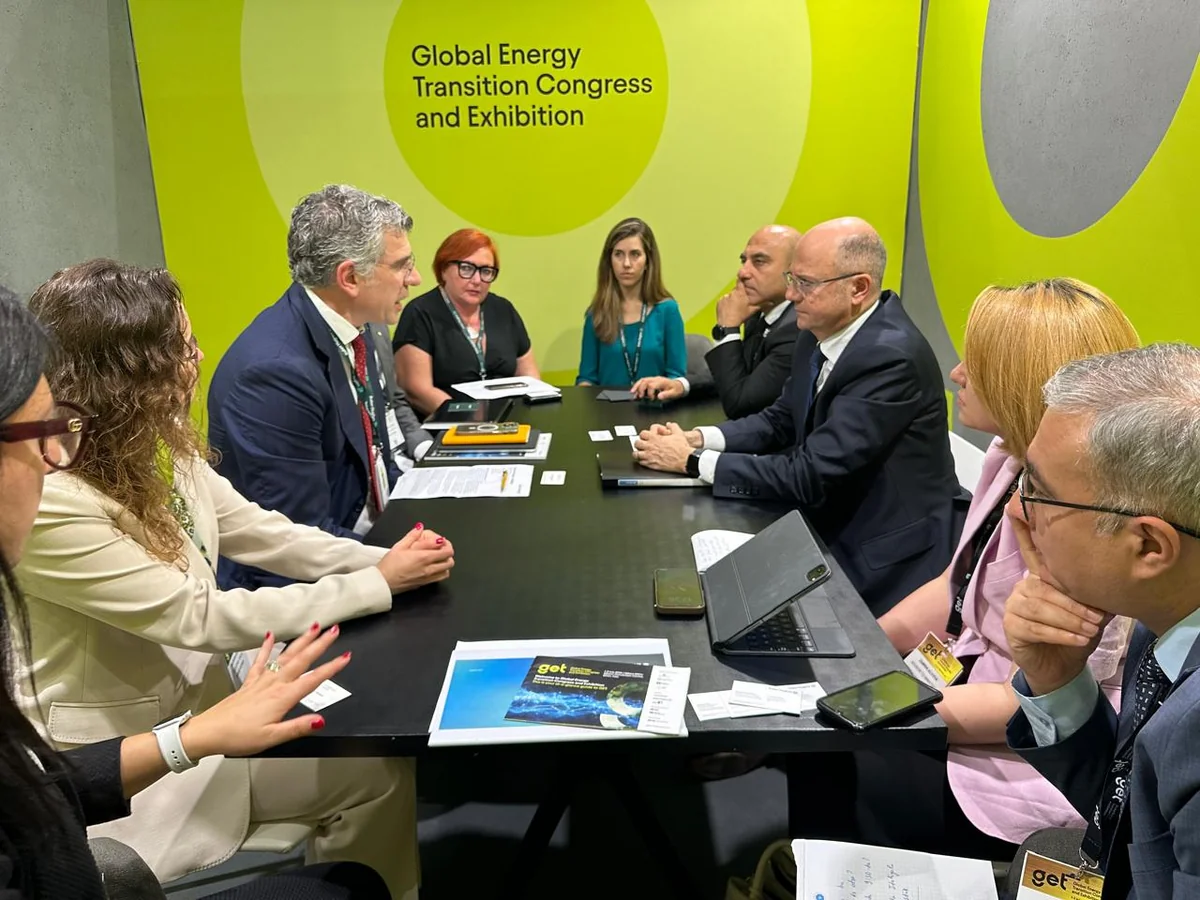 Azerbaijan discusses cooperation priorities with Baker Hughes, Zhero