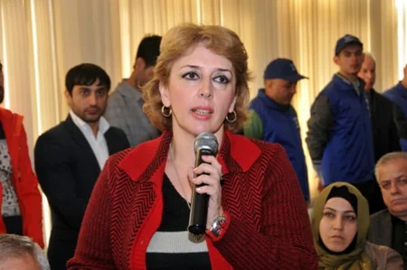 Yasamal seçiciləri: Birmənalı olaraq Ülvi Quliyevə səs verəcəyik - FOTO