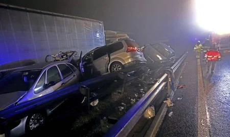 Sloveniyada 70 avtomobil toqquşub: 4 ölü, 30 yaralı - VİDEO - YENİLƏNİB
