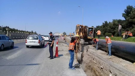 Bakı-Sumqayıt yolunda avtomobillər üçün hərəkət qismən məhdudlaşdırılıb