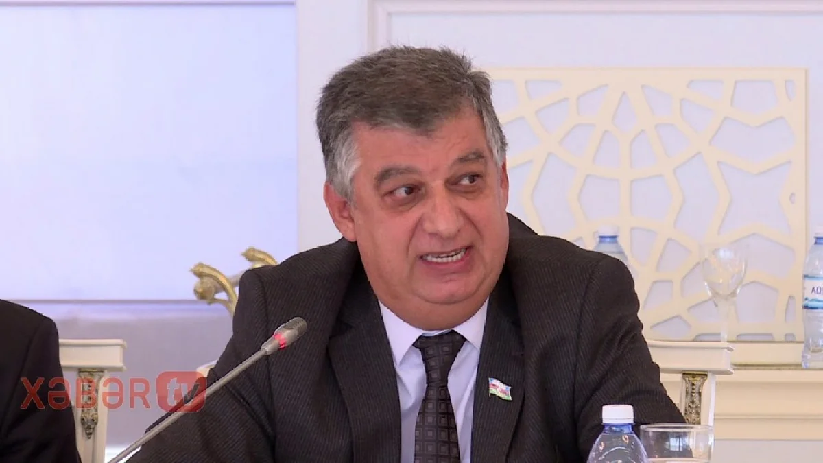 Deputat: “İşsizlikdən Sığorta Fondunun hesabına işsizliklə mübarizə aparmaq olmaz”