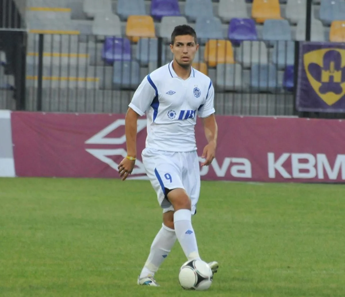 Bakı ​İnterinin sabiq futbolçusu Naci Şensoyun komandasında çıxış edəcək