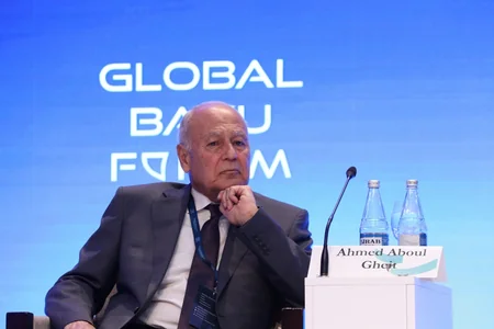 IX Qlobal Bakı Forumunda Yaxın Şərqdəki vəziyyət müzakirə olunub