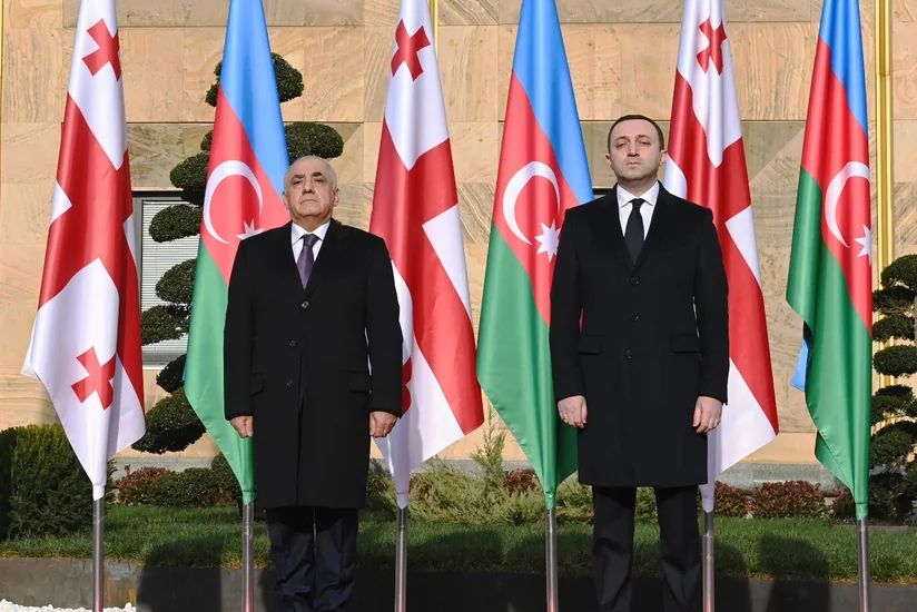 Əli Əsədov Tbilisidə Gürcüstanın Baş naziri ilə görüşüb