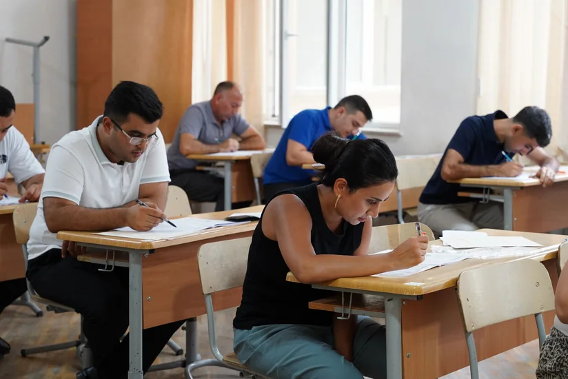 DİM 1747 nəfər üçün dövlət qulluğuna qəbul imtahanı keçirəcək