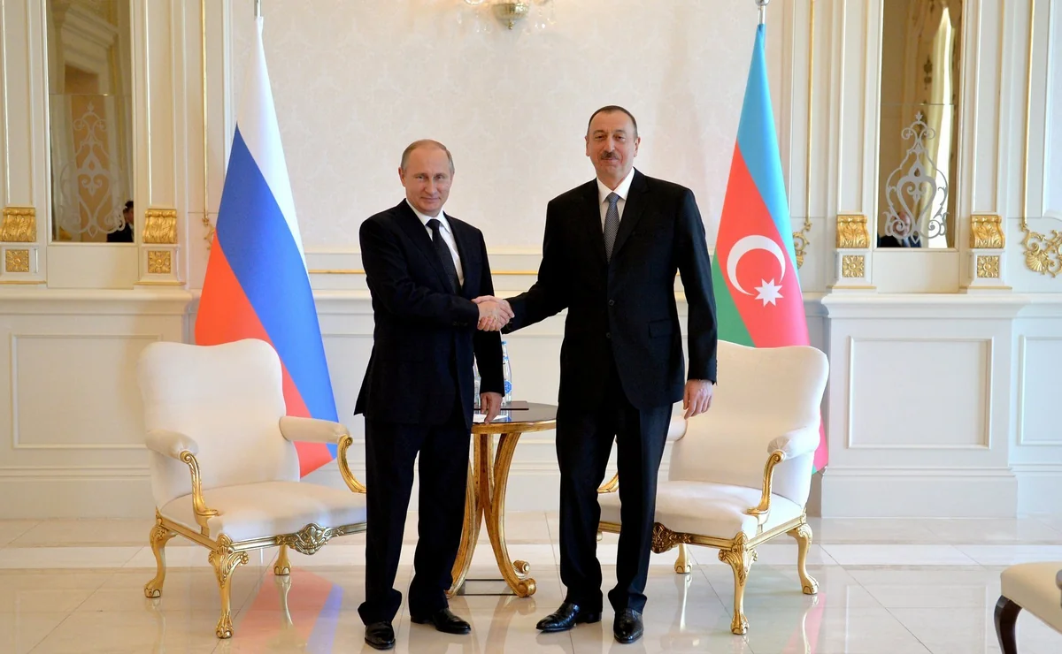 Azerbaijani, Russian presidents discuss situation on state border