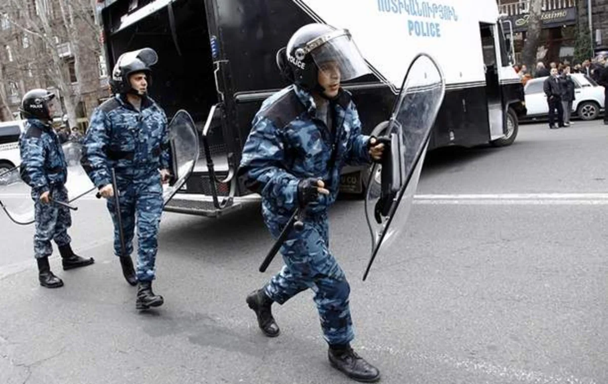 В Ереване освобождены все заложники