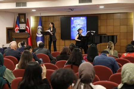 Türkiyədə Ümummilli Lider Heydər Əliyevin xatirəsi anılıb