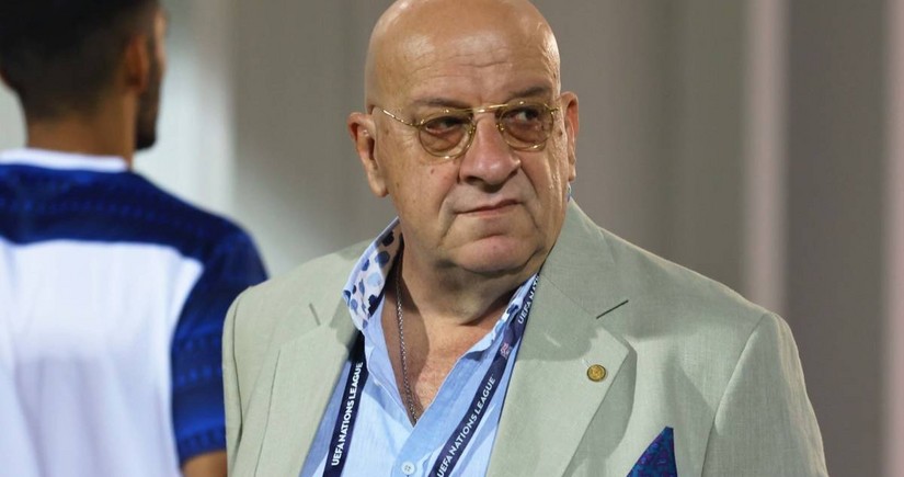 Kipr Futbol Federasiyasının prezidenti korrupsiya iddiaları fonunda istefa verib