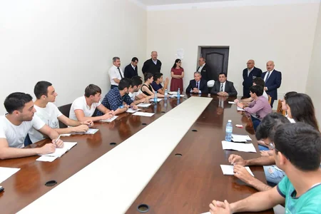 Azərikimya İstehsalat Birliyində ADNSU-nun rektoru ilə ilə görüş keçirilib